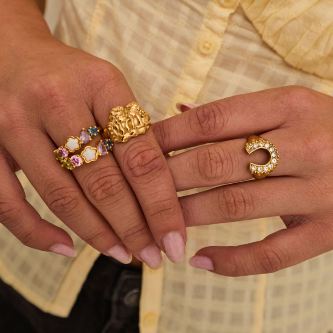 Cherub Ring Gold