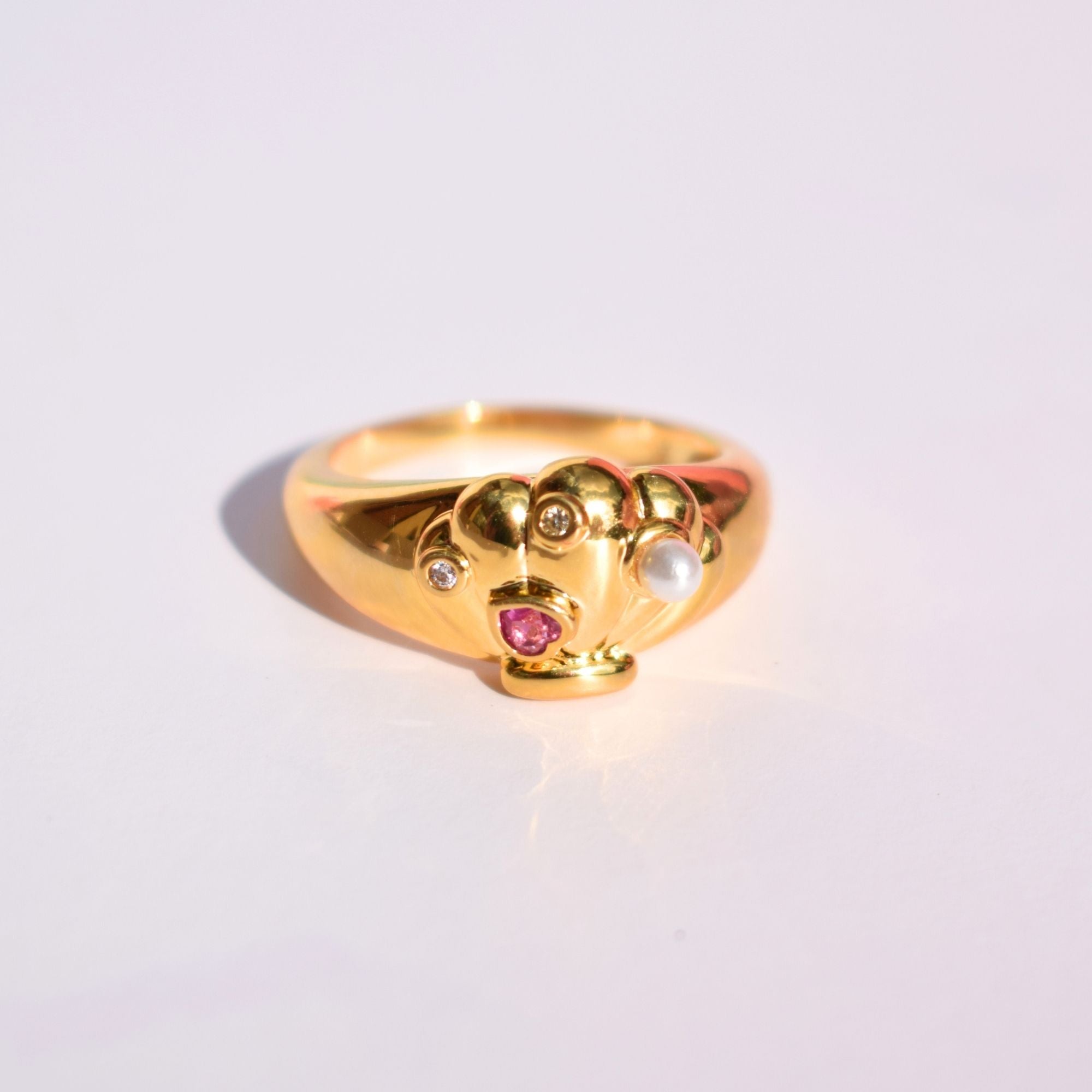 Love Pearls Shell Gold Ring