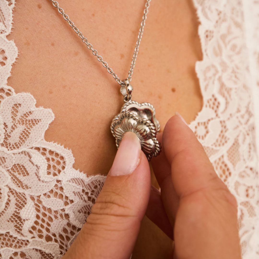 In Bloom Locket Necklace Silver