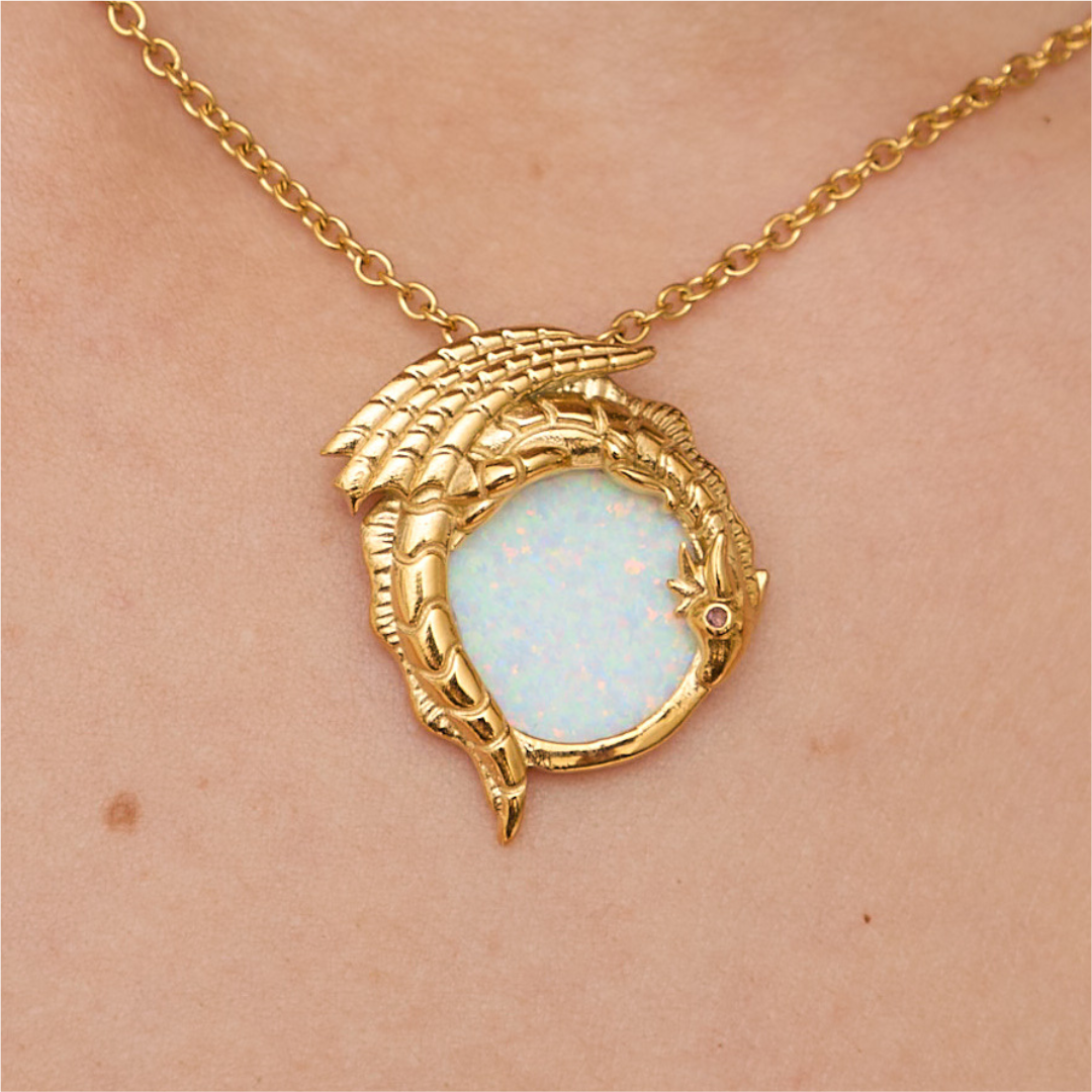 Dragoon Necklace Gold