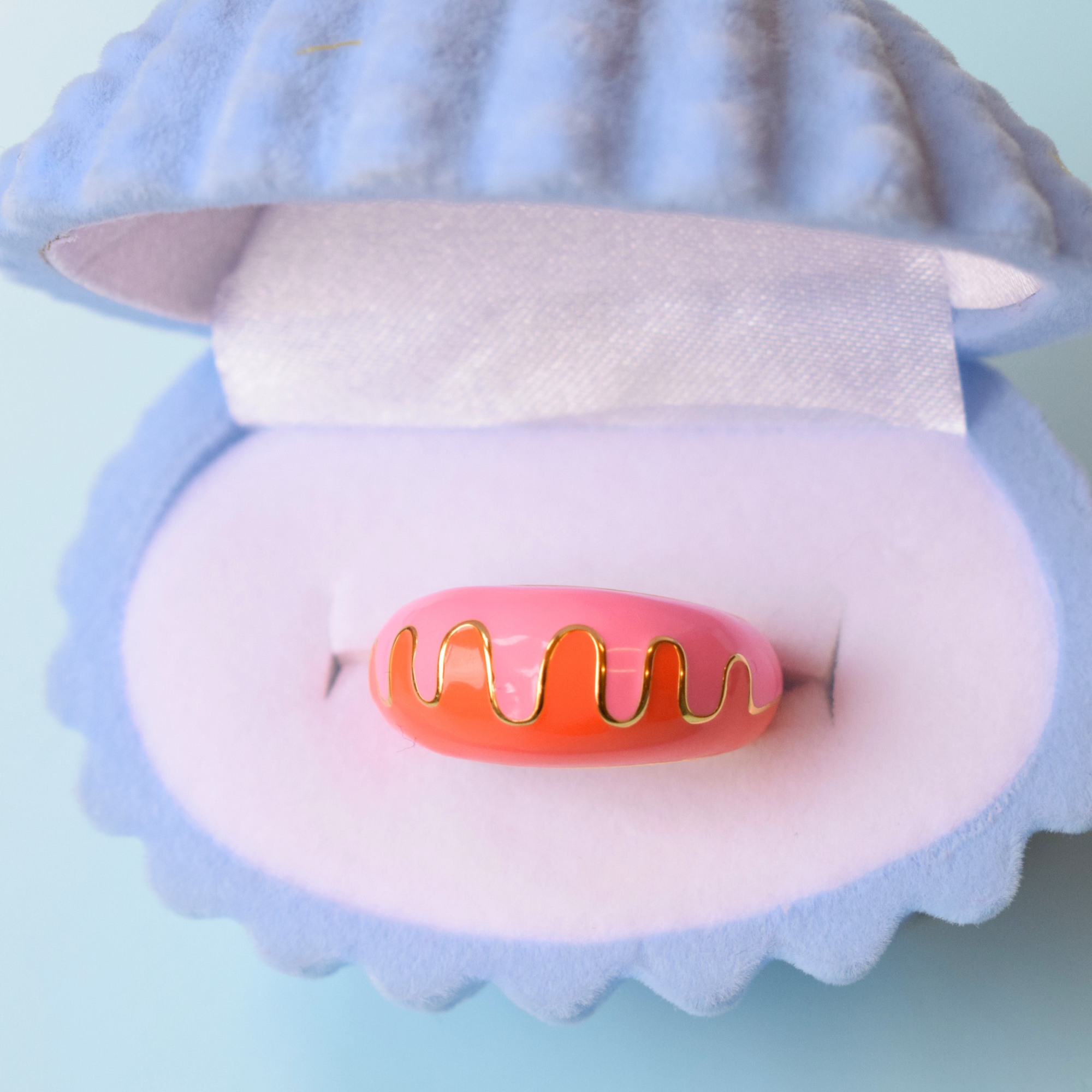 Groovy Pink Orange Wavey Ring