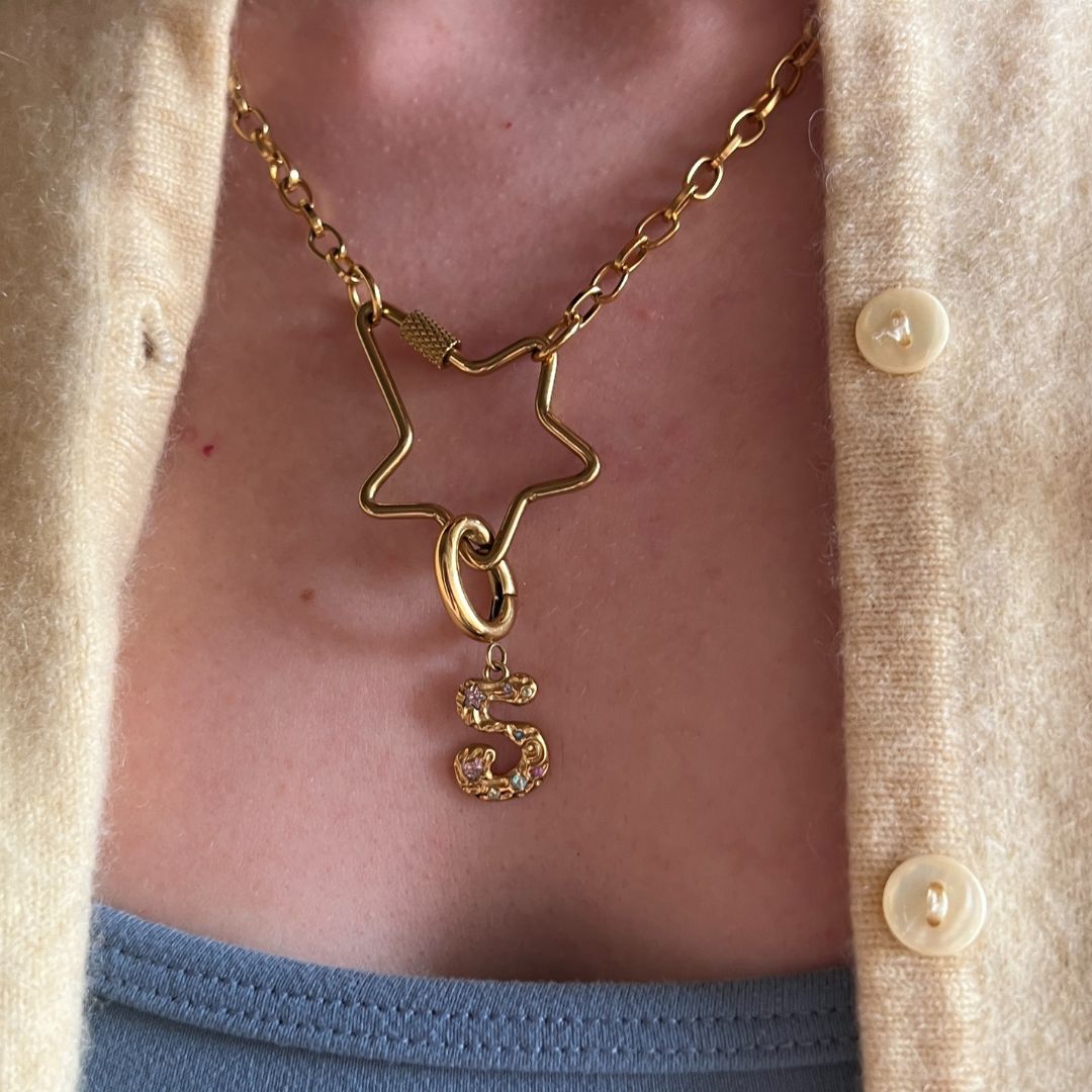 Five - The Adventurer Charm Gold