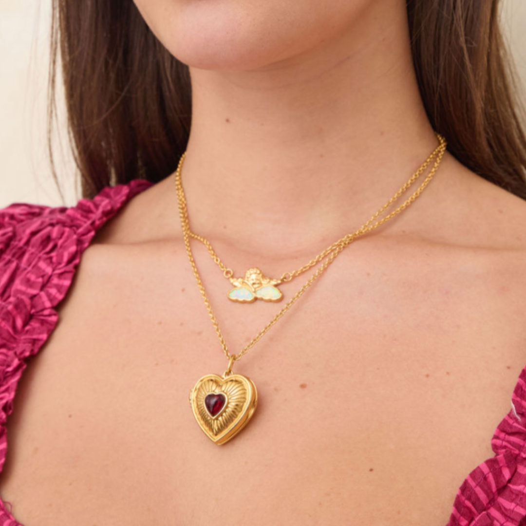 Lovers Locket Necklace Gold