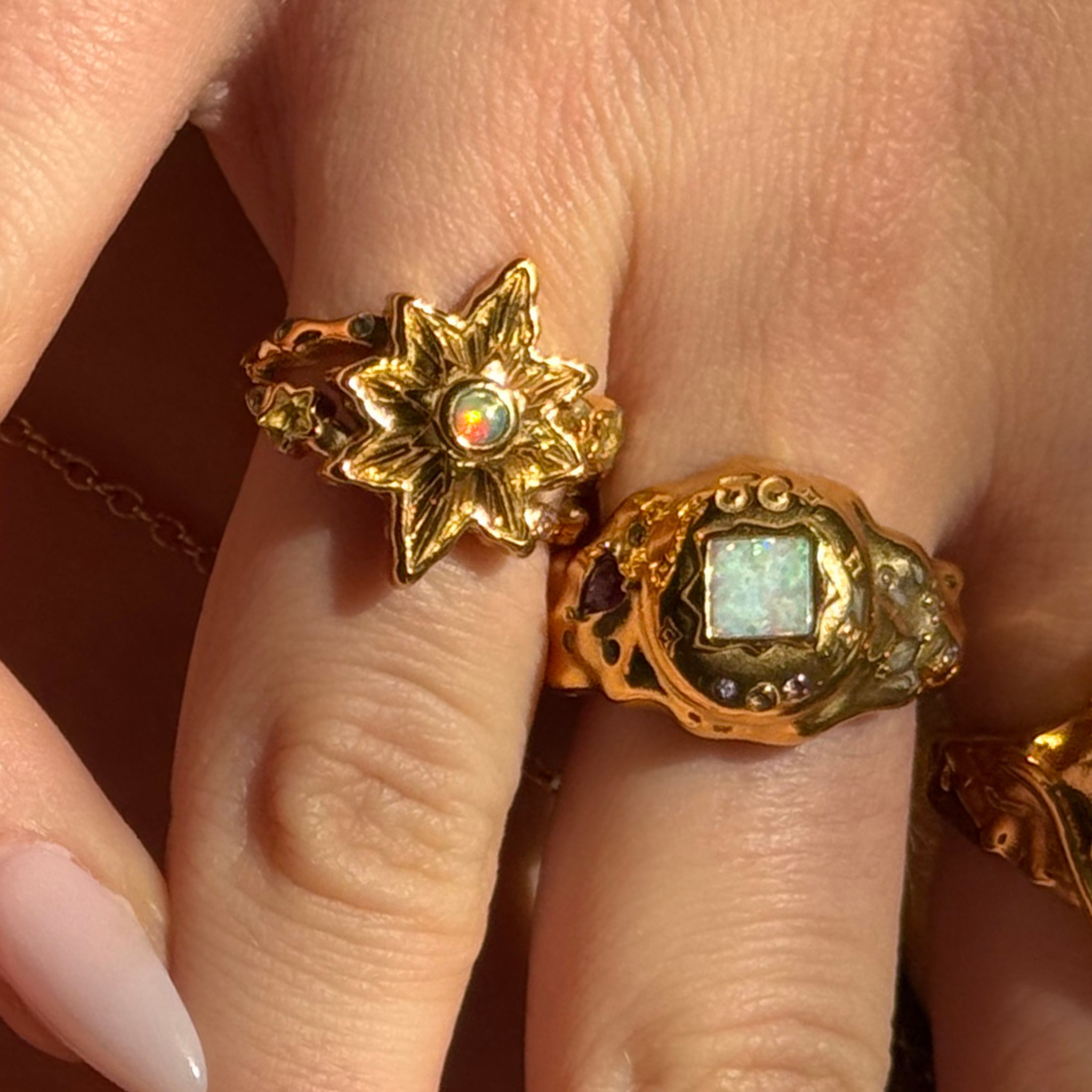 Tamagotchii Ring Gold