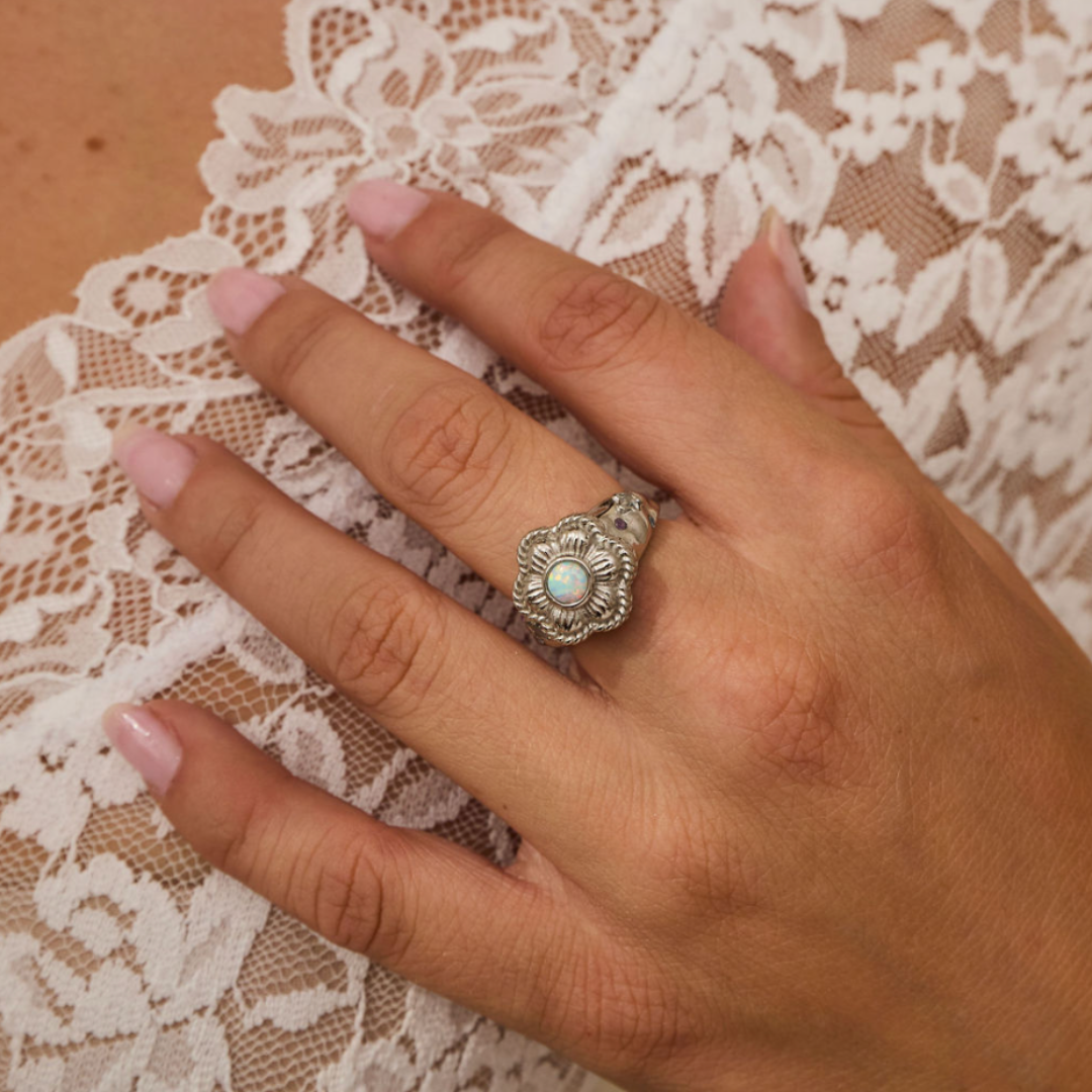 In Bloom Flower Ring Silver
