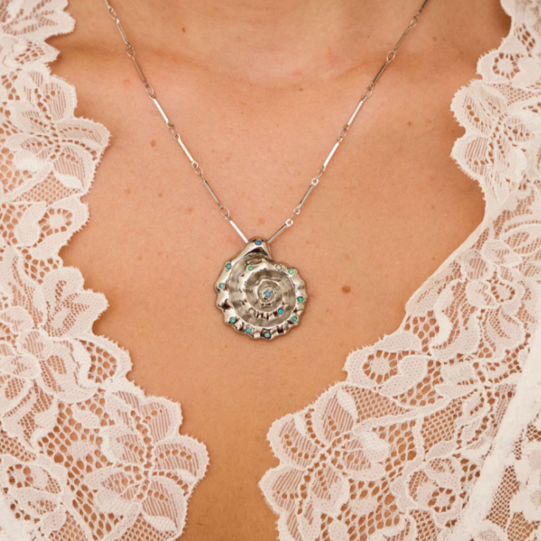 Spirals Shell Necklace Silver