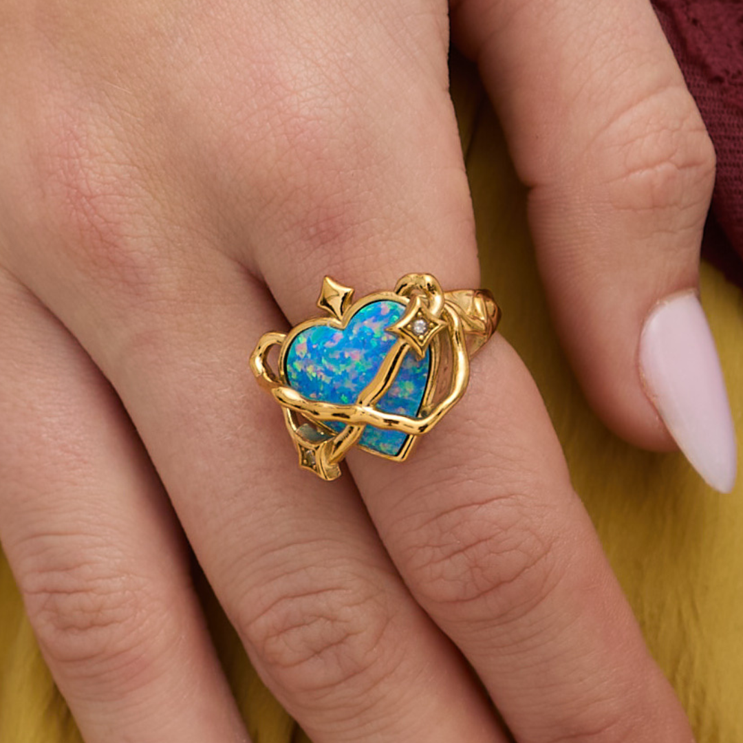 Heart in Orbit Ring Gold