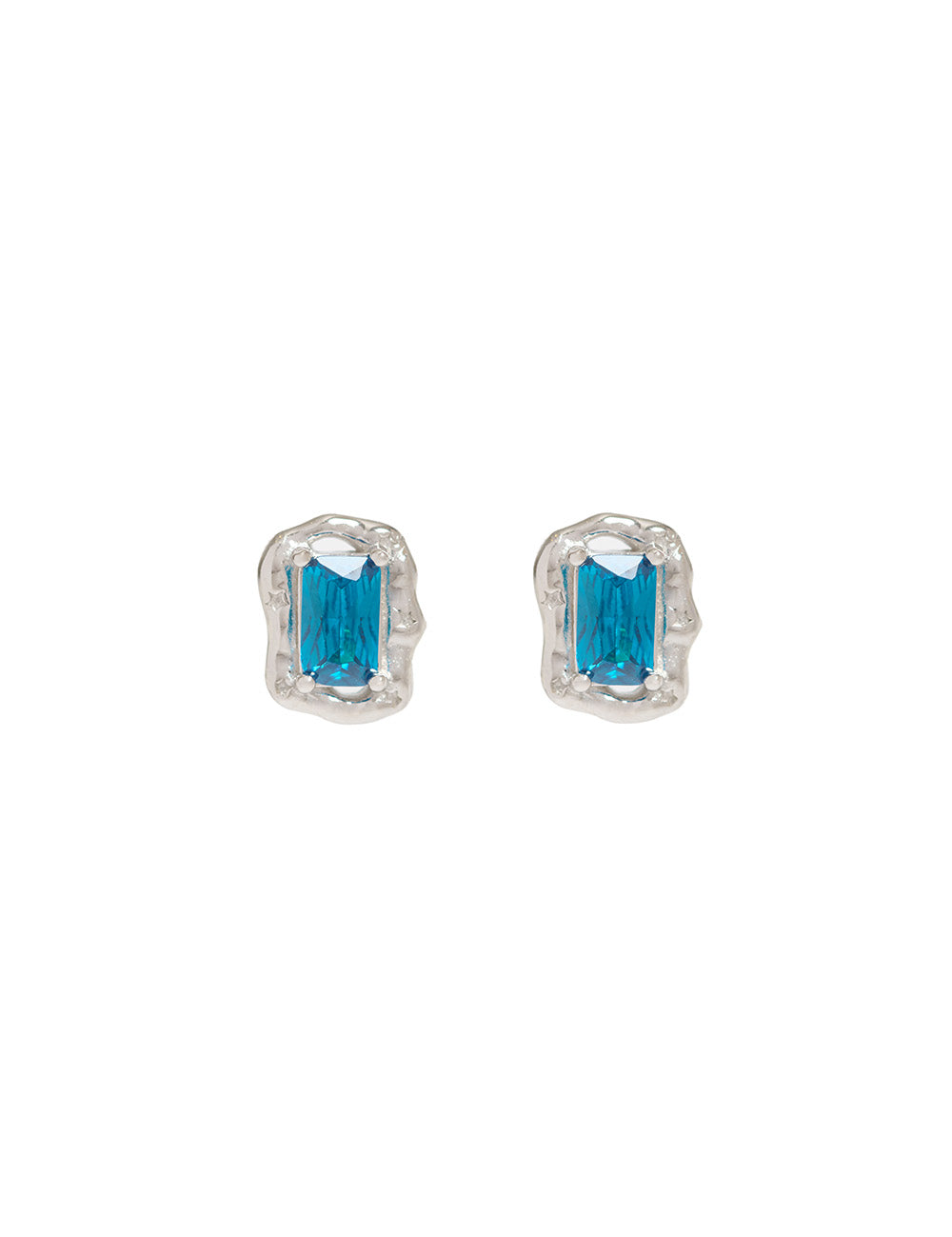 Earring8-1_5500bafe-cd39-44ca-8ad3-4e07fabea629.jpg