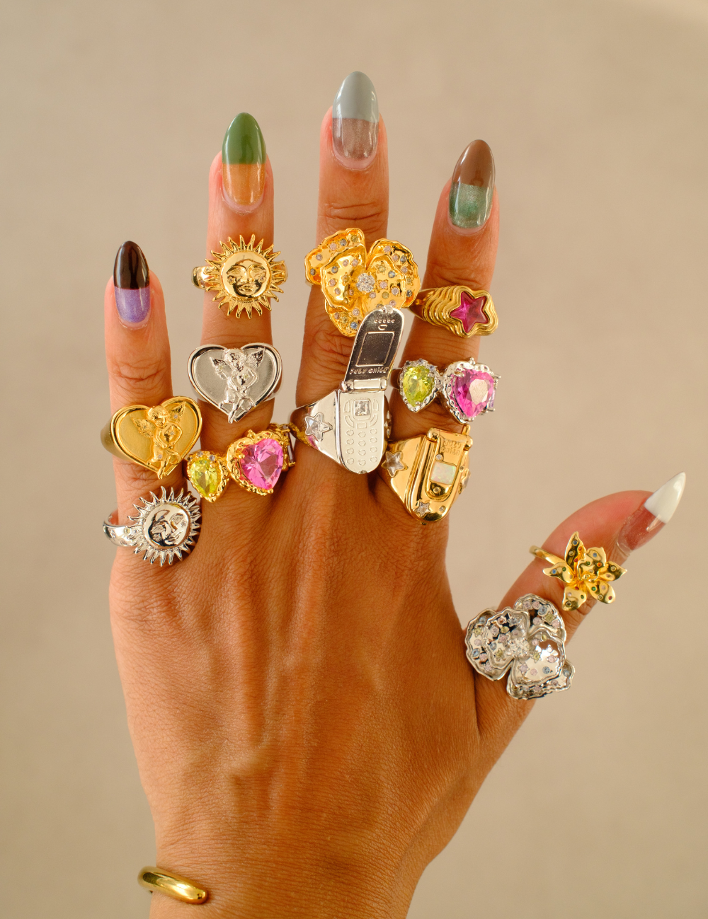 Sol Ring Silver and Exclusive Sticker Sheet