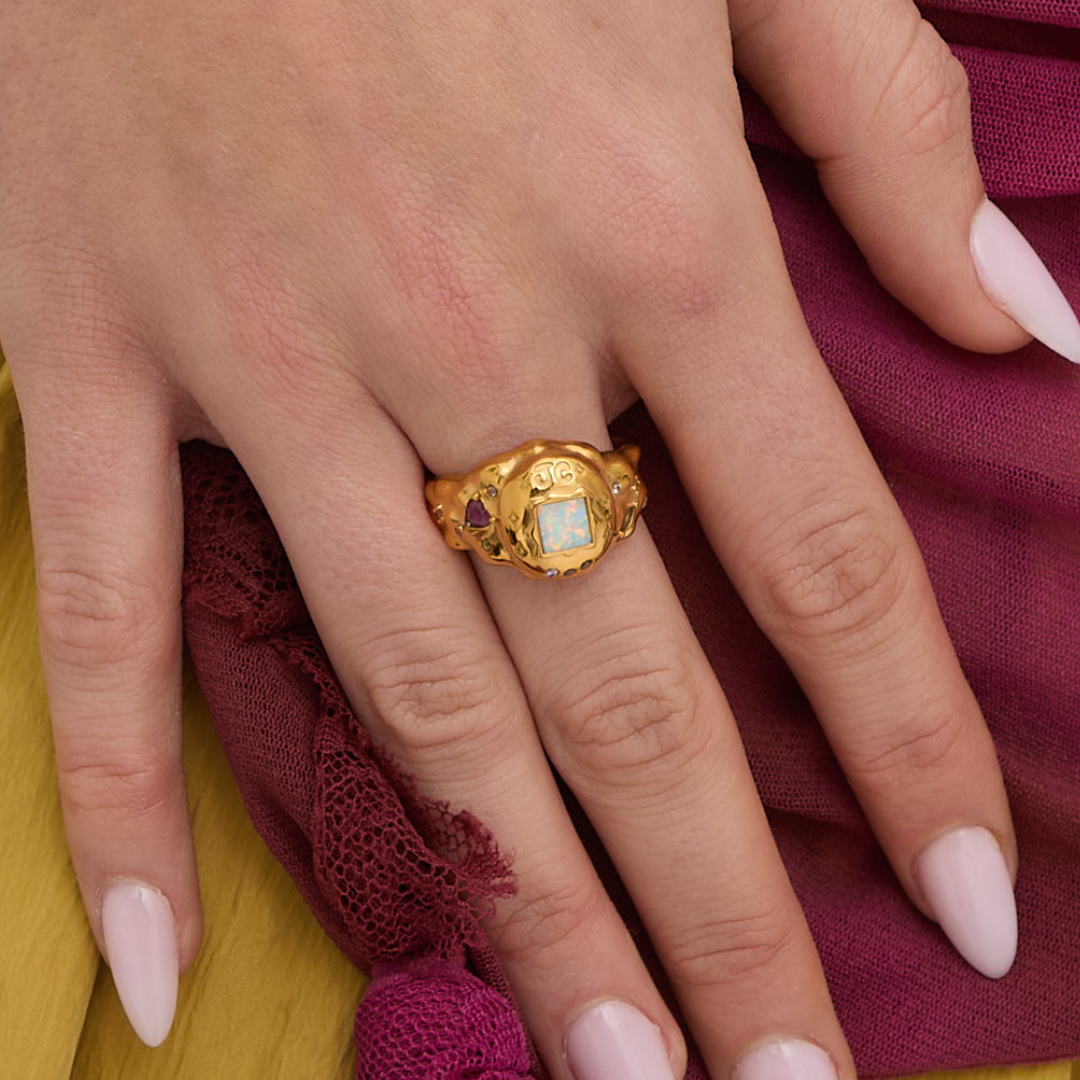 Tamagotchii Ring Gold